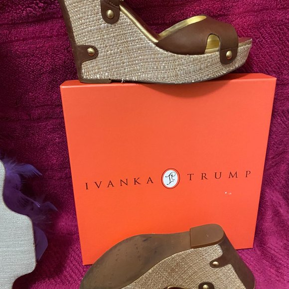 Ivanka Trump - Picture 5 of 5